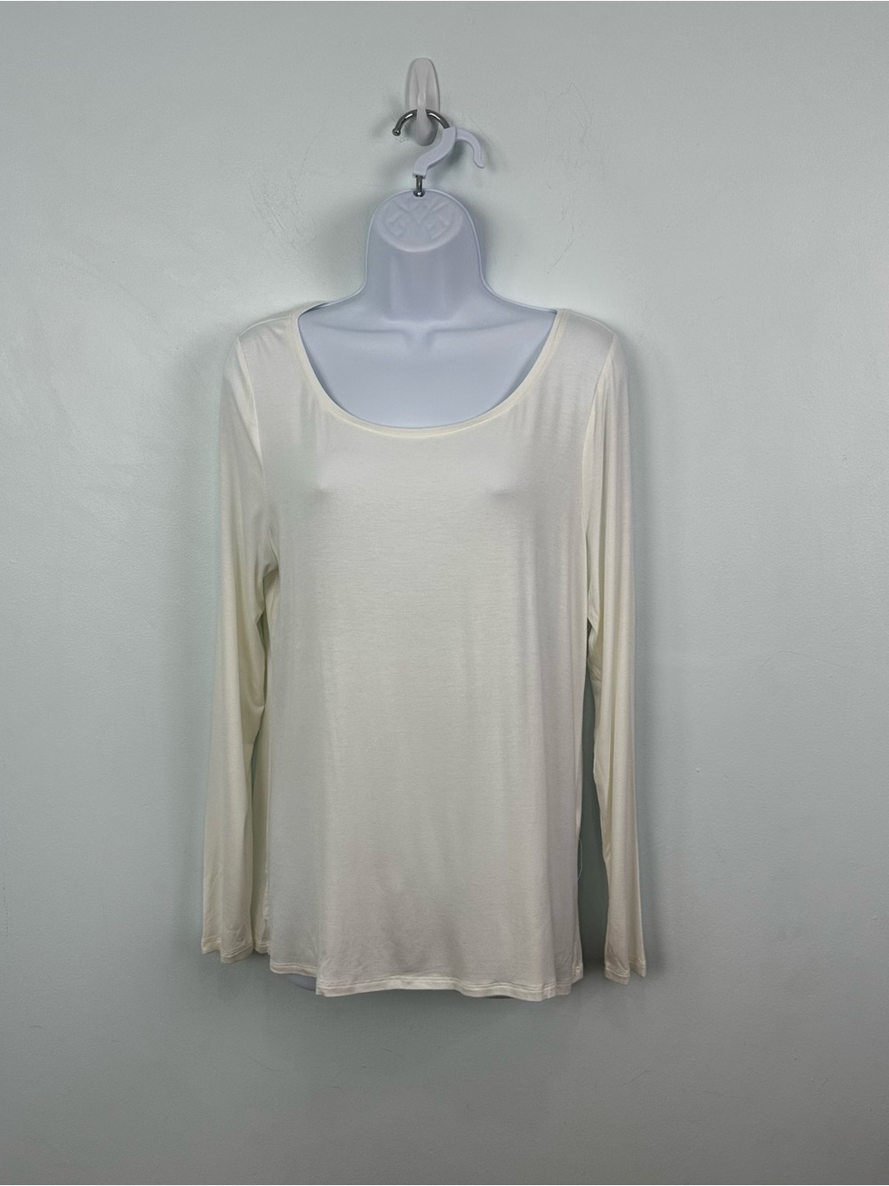 White House Black Market Long Sleeve White Wide Scoop Neck Knit Tee Size Large